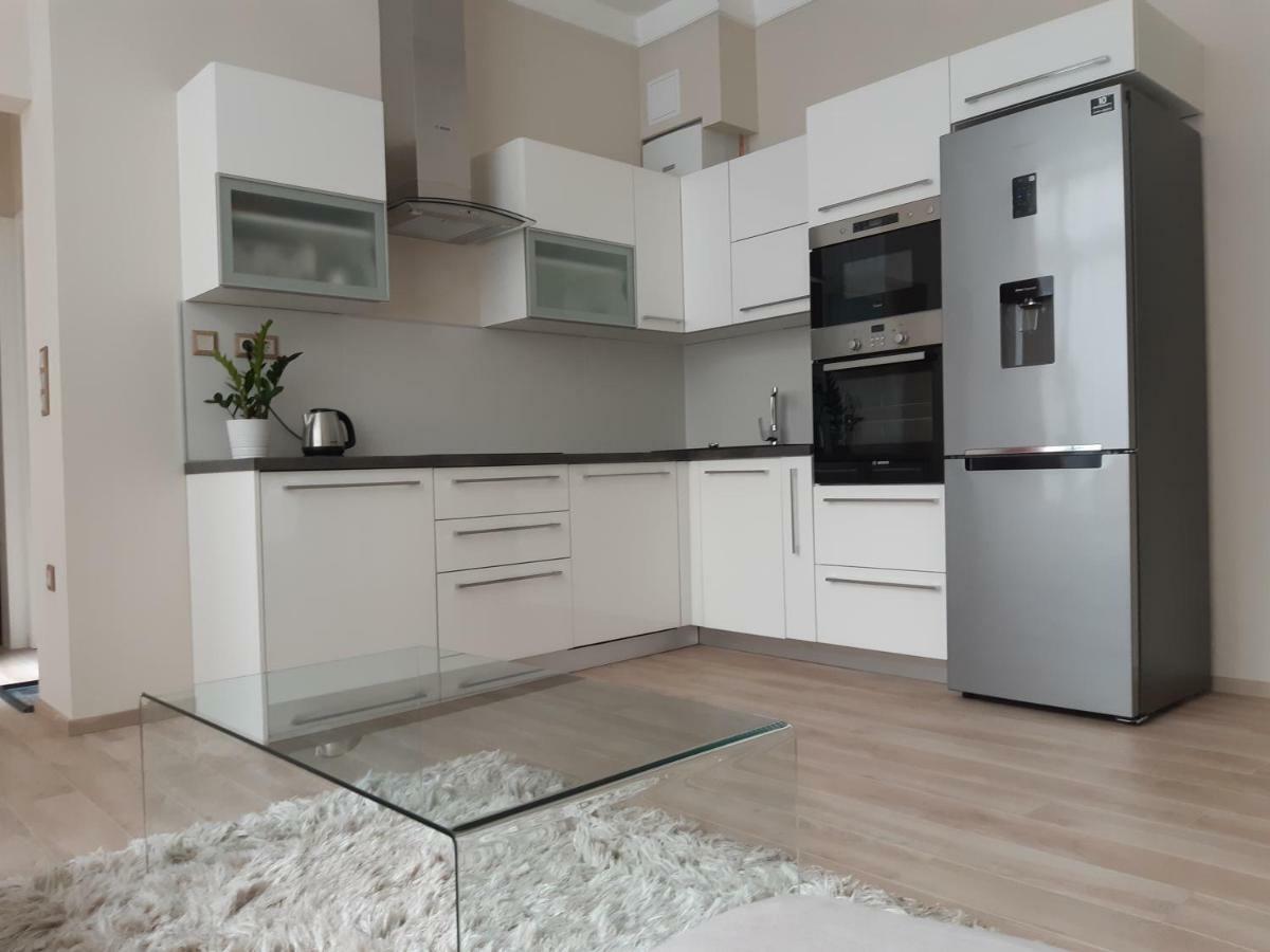 Modern, Quiet & Cozy Apartment In The Middle Of Downtown Near Danube At Fashion Street 부다페스트 외부 사진