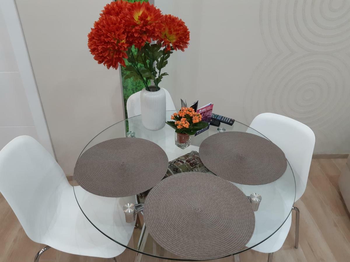 Modern, Quiet & Cozy Apartment In The Middle Of Downtown Near Danube At Fashion Street 부다페스트 외부 사진