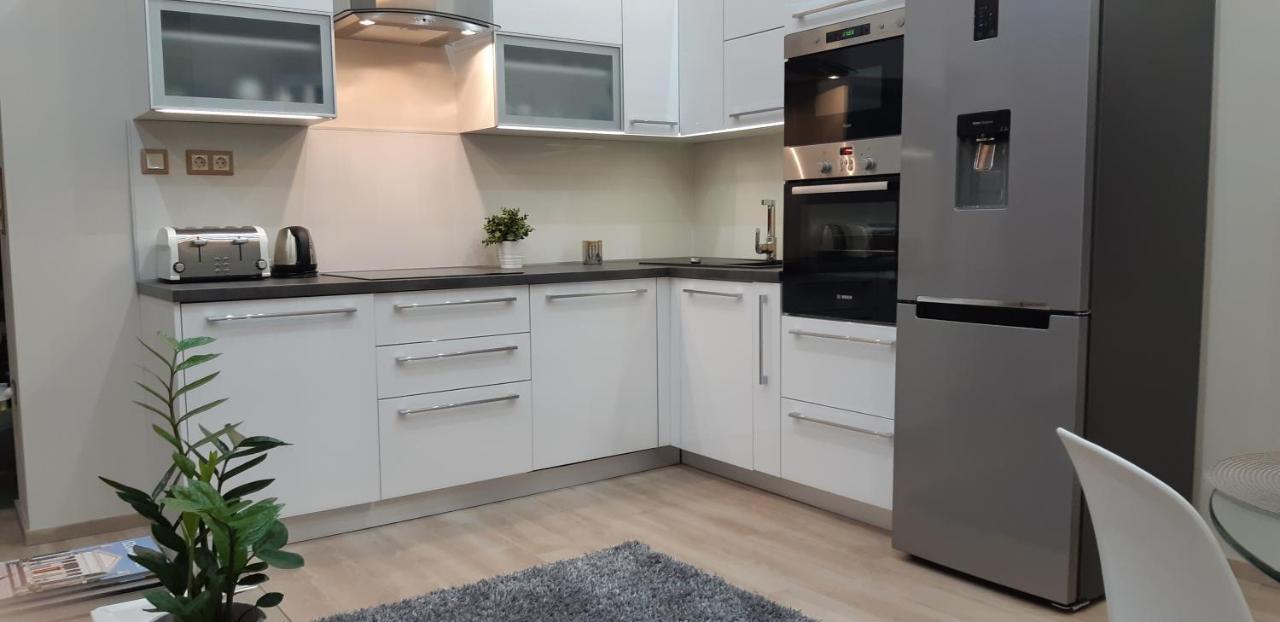 Modern, Quiet & Cozy Apartment In The Middle Of Downtown Near Danube At Fashion Street 부다페스트 외부 사진