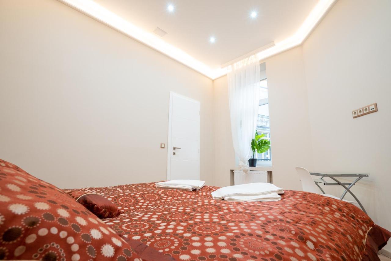 Modern, Quiet & Cozy Apartment In The Middle Of Downtown Near Danube At Fashion Street 부다페스트 외부 사진