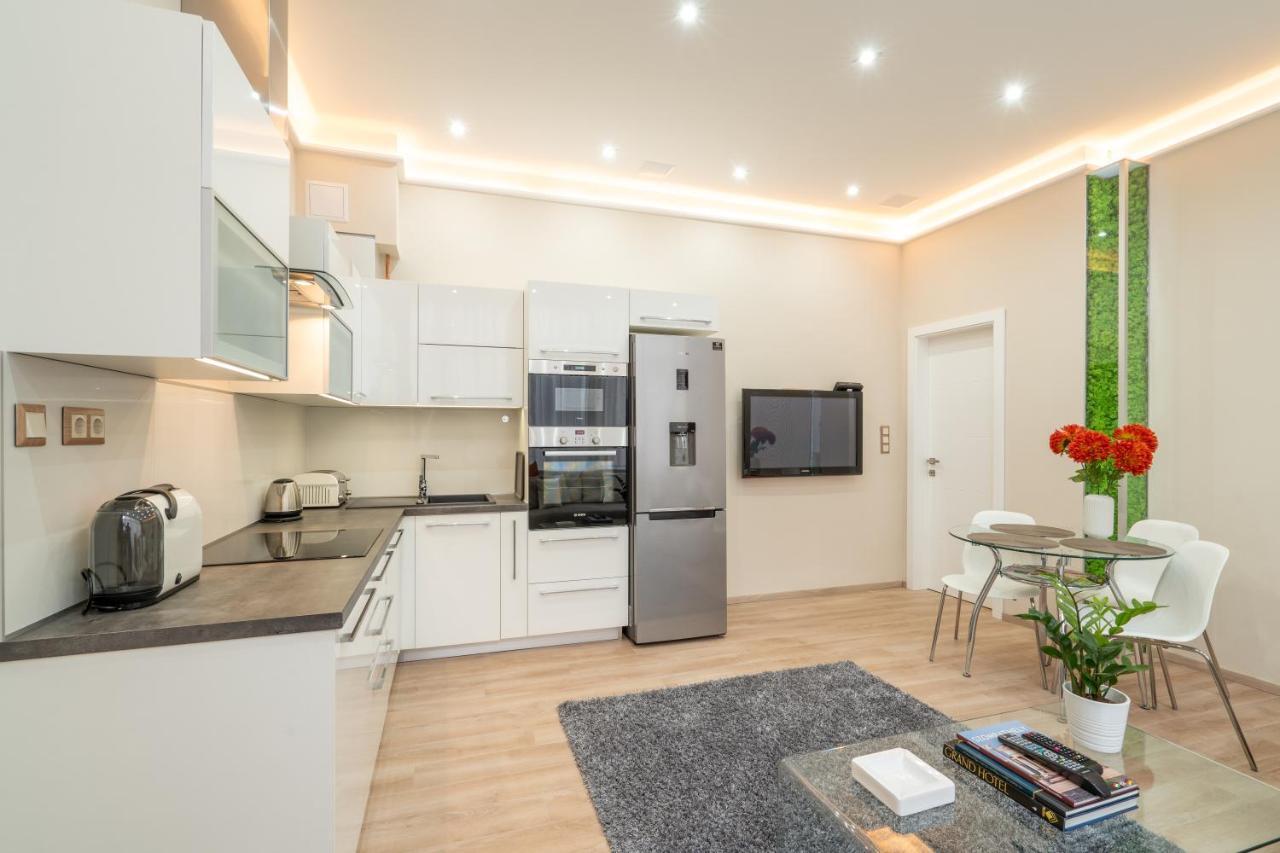 Modern, Quiet & Cozy Apartment In The Middle Of Downtown Near Danube At Fashion Street 부다페스트 외부 사진